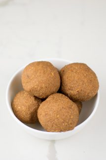 Pumpkin Spice Energy Ball